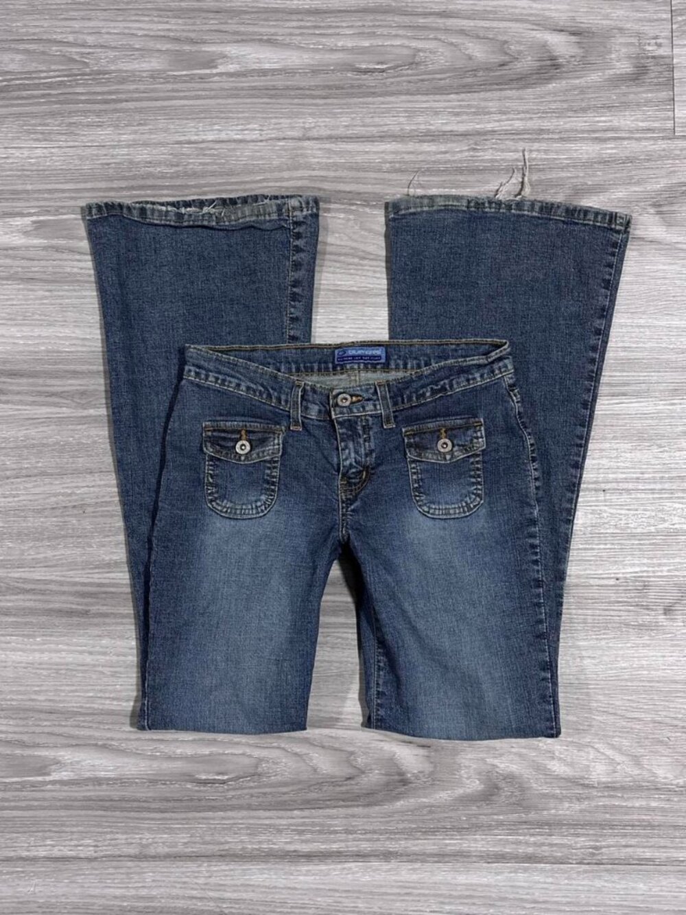 bluenotes navy 2000s lowrise flared jeans